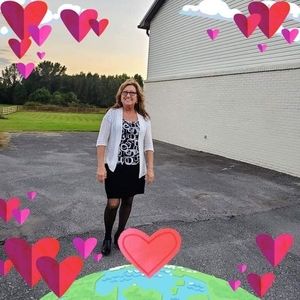 Meet your Posher, Debbie
